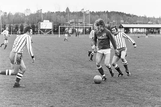 Fotboll, Div 2 södra, Hässleholms IF - Västra Frölunda,