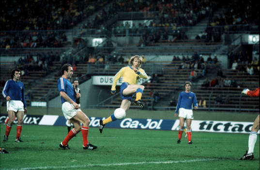 Roland Sandberg, Sverige