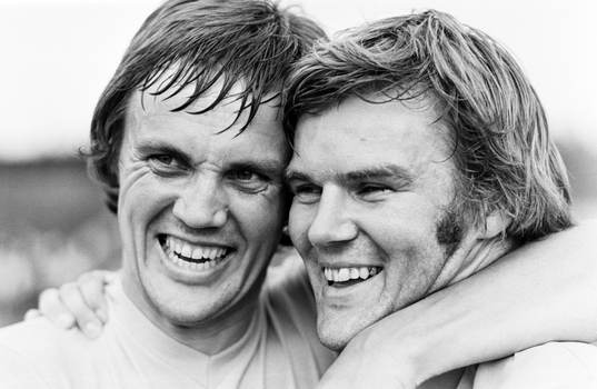 Hässleholms målskyttar Tommy Axelsson och Arnold Kroon
