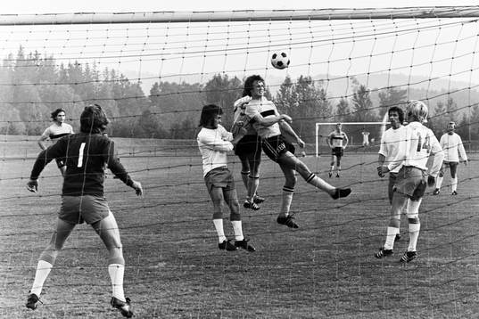 Tommy Axelsson, Hässleholm nickar in sitt mål