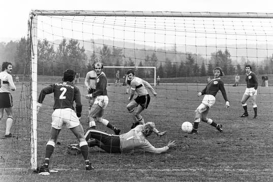Arnold Kroon, Hässleholm gör 1-0