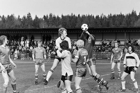 Björn Carlswärd, Hässleholm framför kalmars målvakt