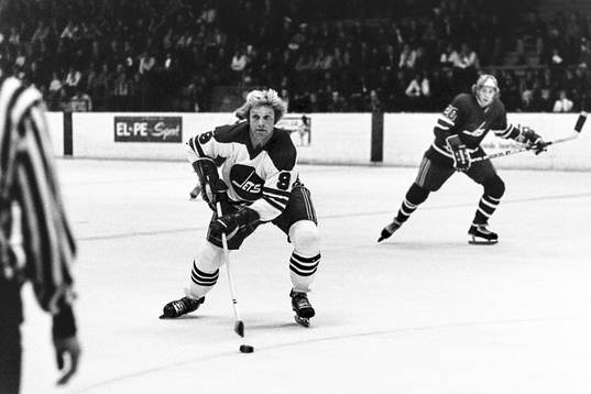 Bobby Hull med pucken