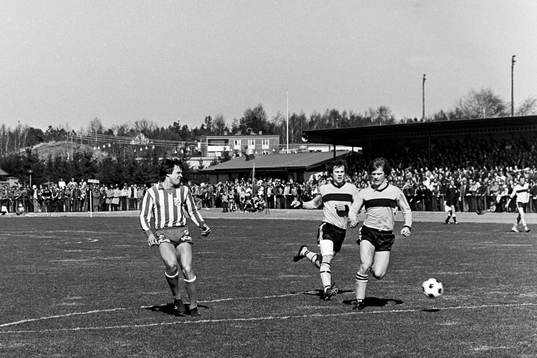 Håkan Bergstrand, Hässleholm med bollen