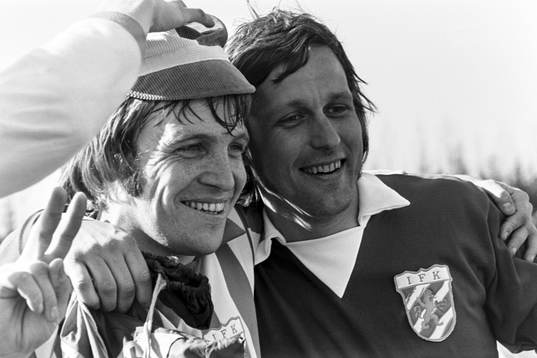 Göteborgs målskytt Eddie Magnusson och Jan Nordström,
