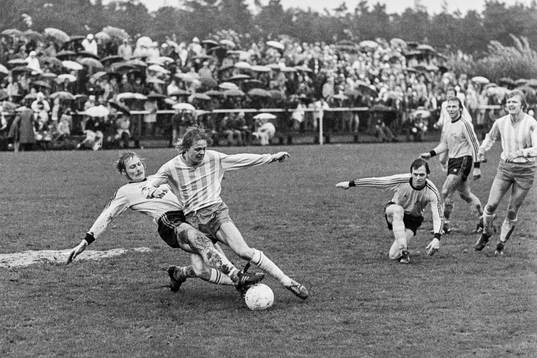 Bläddra bland fler bilder av Fotboll, Kval till Div 2, Mjällby - Ulricehamn, 4-3