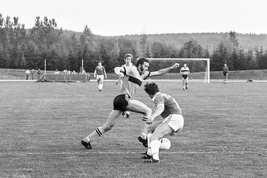 Bertil Arnesson, Hässleholm med bollen