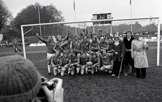 Pokal, jubel, glädje