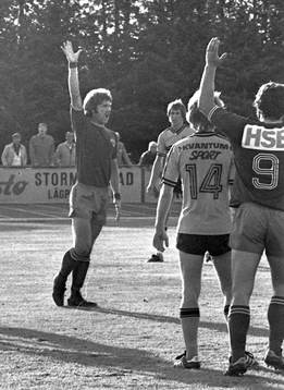 Stuart Baxter, Helsingborg har gjort mål och jublar