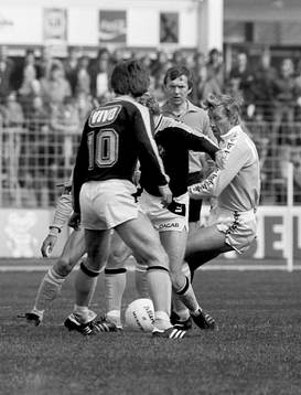 Bo Larsson, Malmö i kamp om bollen