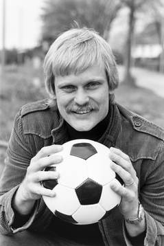 Ronnie Hellström, målvakt i landslaget