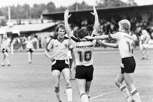 Fotboll, Div 2 södra, IFK Hässleholm - IFK Kristianstad,