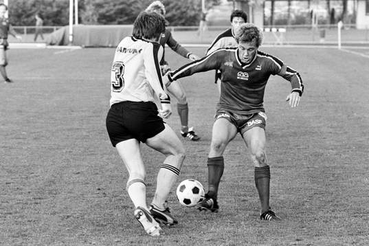 Leif Augustsson, Hässleholm med bollen