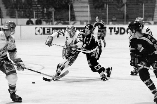 Roger Lindström, Modo och Mats Rasmusson, AIK i kamp om