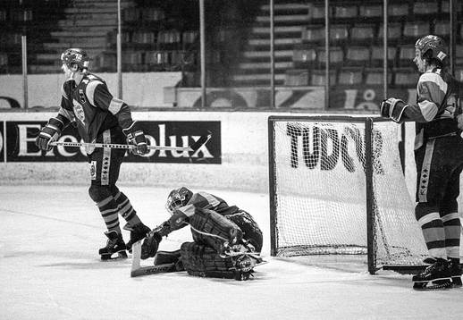 Mats Abrahamsson, målvakt i Björklöven deppar