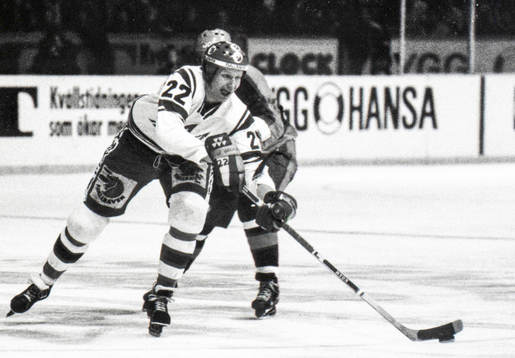 Ulf Thors, Modo med pucken