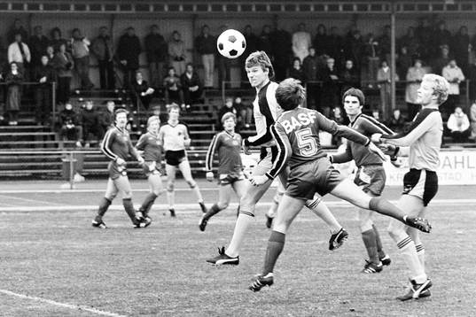 Lars Larsson, Hässleholm i en luftduell