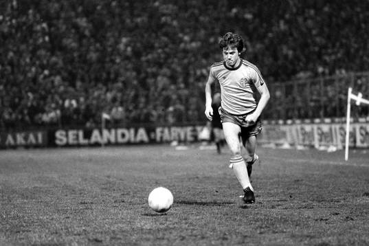 Ingemar Erlandsson, Sverige med bollen