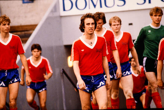 Östers Mats Nordgren. T v Andreas Ravelli, t h Thomas