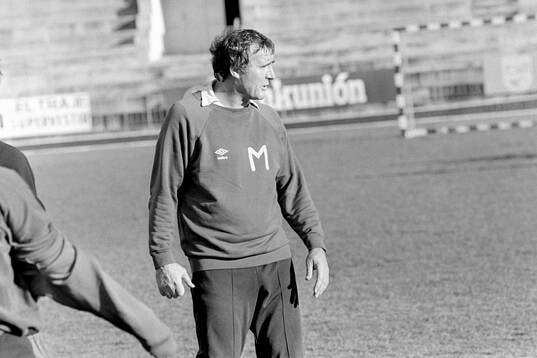 Manager Malcolm Allison at training