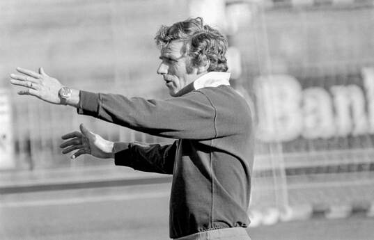 General Manager Tony Book at training