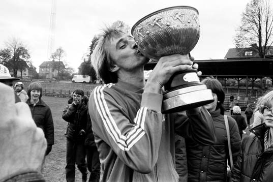 Rutger Backe, Halmstad BK, svenska mästare jublar och
