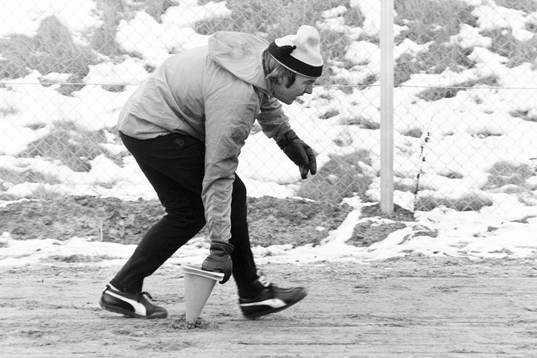 Bo Nilsson, tränare flyttar koner