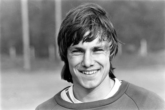 Stefan Larsson