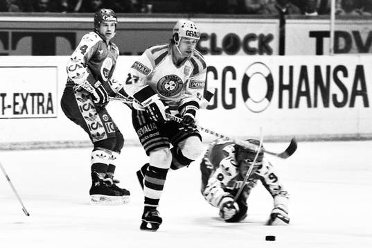 Lars-Erik Esbjörs, Västra Frölunda i bakgrunden
