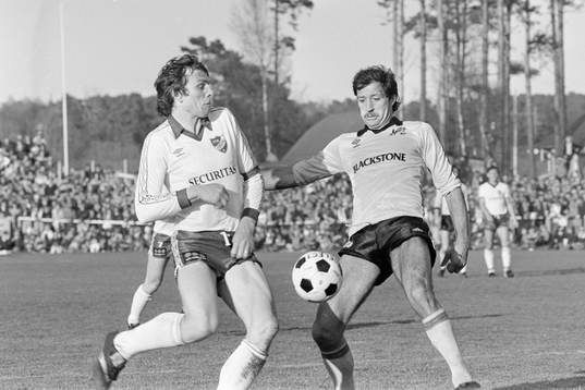 Bo Börjesson, Sundsvall och Frank Worthington, Mjällby i