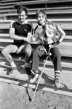 Frank Worthington och långtidsskadade Flemming Pehrson