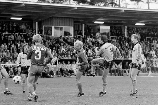 Roger Olofsson, Mjällby i skottagen