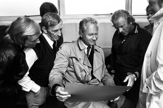 Egon Jönsson, lagledare och Hans Cavalli Björkman tackar