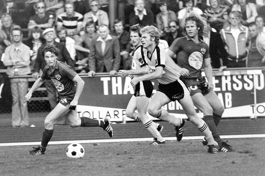 Sven Bertilsson, Hässleholm med bollen