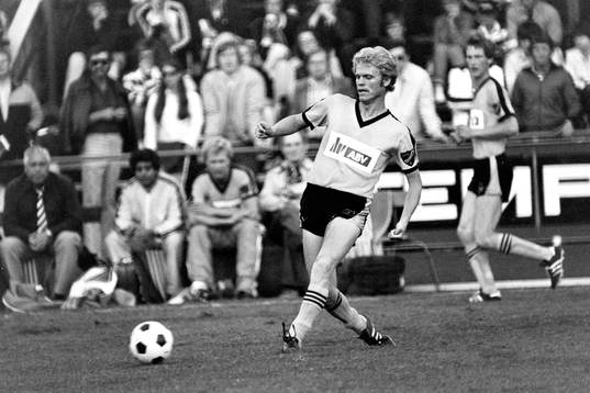 Sven Bertilsson, Hässleholm med bollen