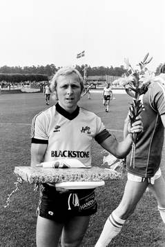 Sven-Bertil Andersson, Mjällby uppvaktades med blommor och
