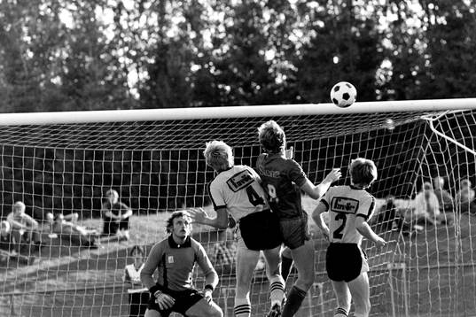 Situation framför hässleholms målvakt Lars Jansson