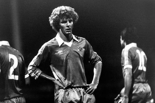 Tommy Caton, Manchester City