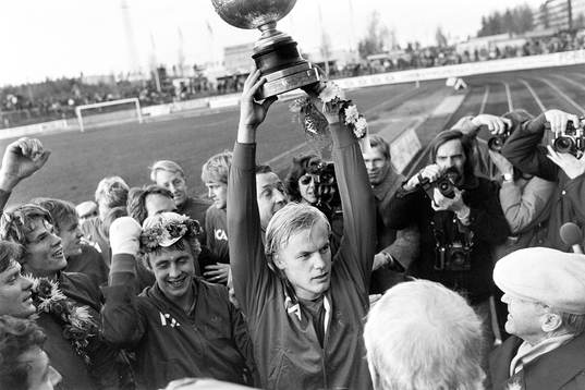 Håkan Arvidsson, Öster med pokalen