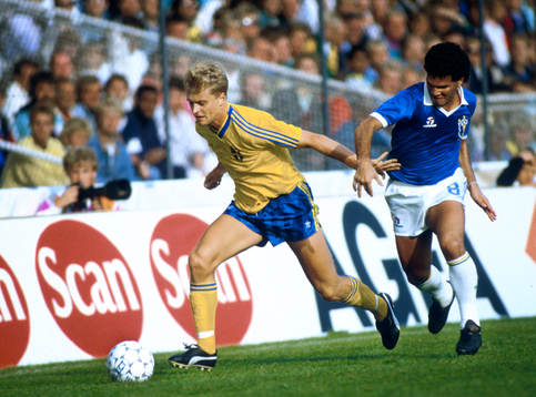 Jonas Thern, Sverige