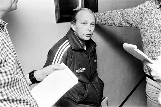 Håkan Håkansson, tränare i Mjällby deppar