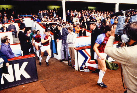 West Ham enters the field at Upton Park