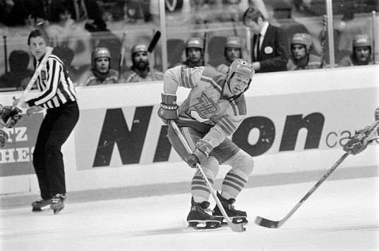Roland Eriksson, Sverige med pucken