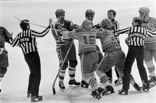 Mats Näslund och Bengt-Åke Gustafsson i bråk med