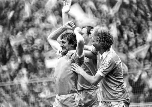 Manchester Citys Tommy Hutchison celebrates his goal