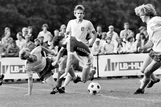 Kamp om bollen