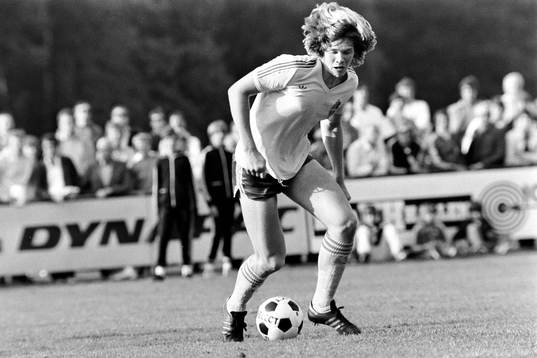 Glenn Strömberg, Sverige med bollen