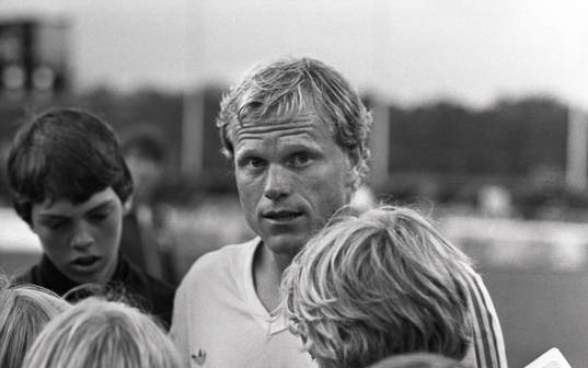 Greger Hallén
