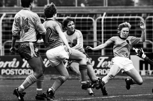 Pia Sundhage, Sverige