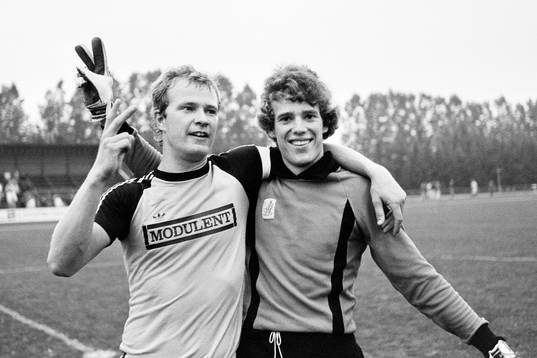Tremålsskytten Dan Granqvist jublar